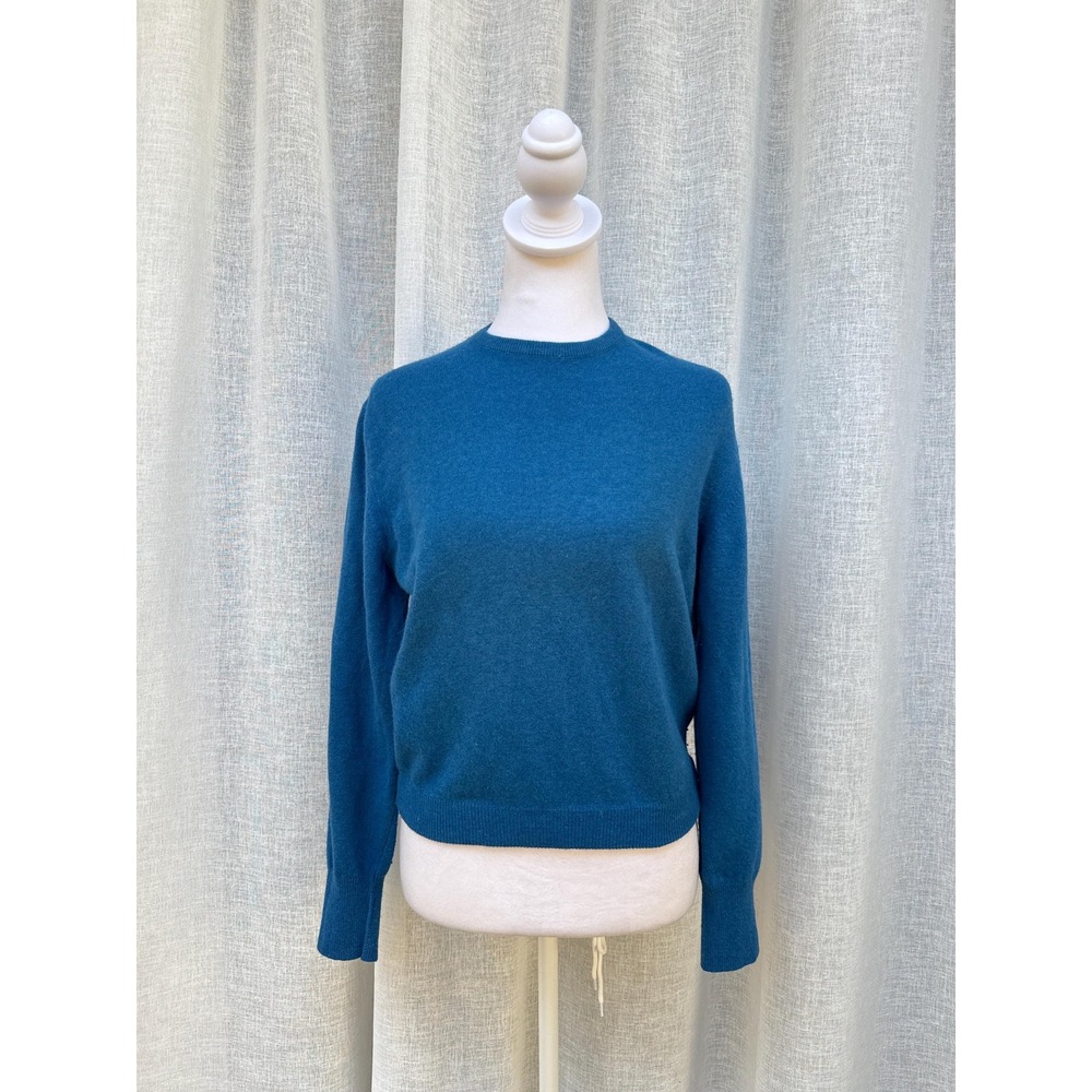 1960 Schiaparelli Paris teal blue crew neck knitted sweater